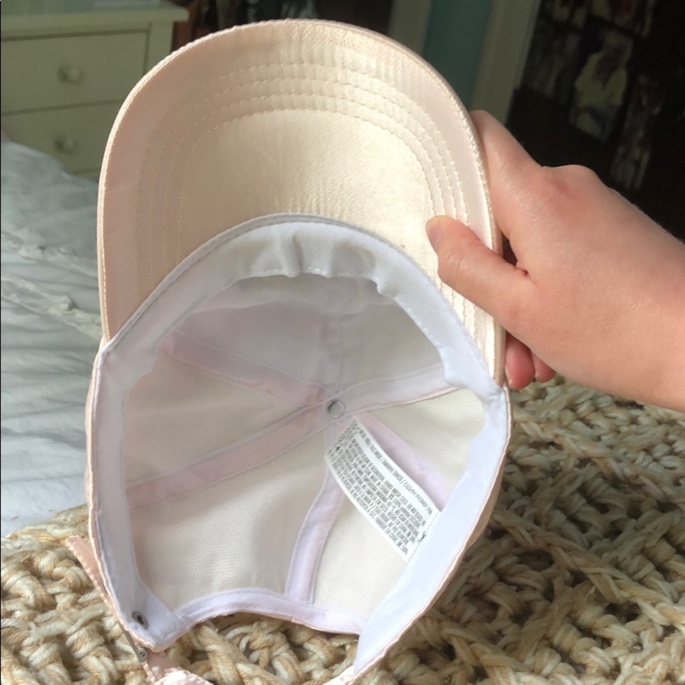 Pink Satin Embroidered Hat - Picture 3 of 4